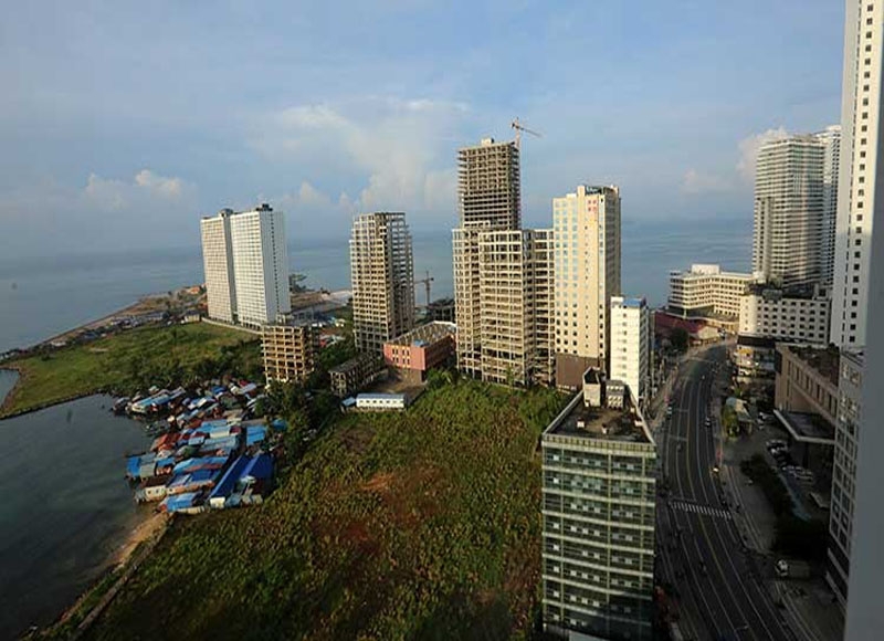 To complete unfinished projects in Sihanoukville, $1B is required