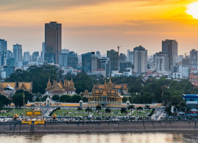 The census of Cambodia records 753,670 economic entities
