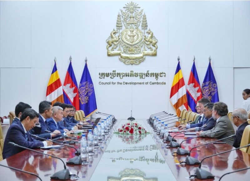 Cambodia CDC improves investment process with decentralization plan