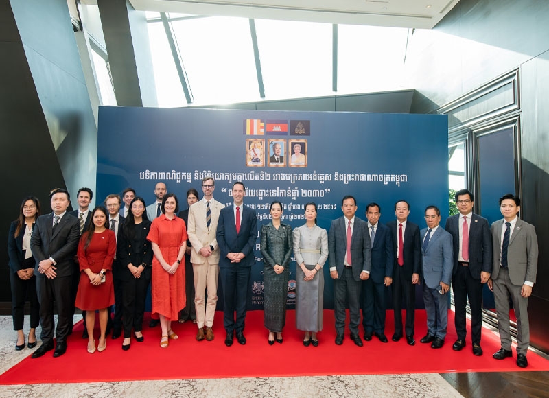 Cambodia aims to deepen economic partnership with the UK