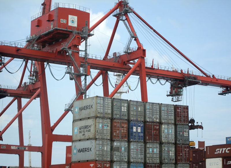 Cambodia's exports to the EU and ASEAN record double-digit growth in the first 10 months of 2025